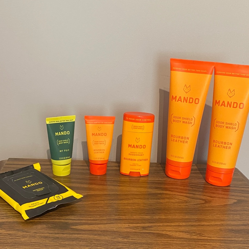 Bourbon Leather Grooming Set - Orange and Green